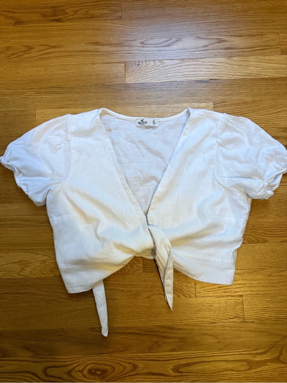 Hollister White Tie-Front Cropped Blouse